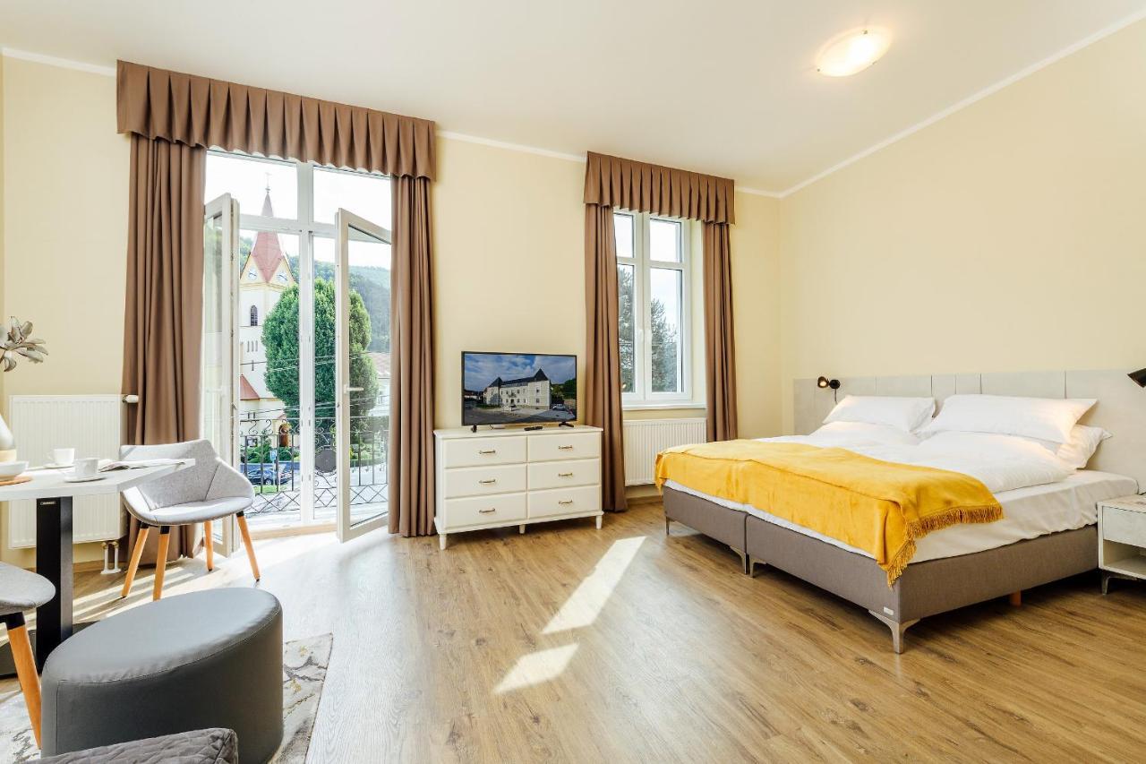 Apartmanovy Dom Grand - Contactless Check In Trenčianske Teplice Eksteriør billede